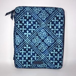 Vera Bradley Iconic Tablet Organizer Cuban Tiles